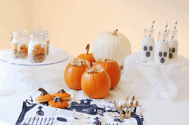 Make A Spooky Halloween Boo-fast | fun halloween ideas, halloween ideas for kids, kid-friendly halloween ideas, halloween breakfast ideas, halloween fun for kids, breakfast ideas for halloween || The Butter Half via @thebutterhalf