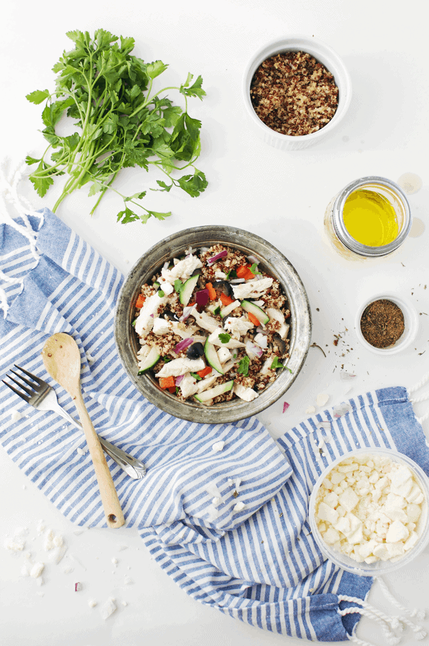 Mediterranean Quinoa Salad | homemade salad recipes, recipes using fresh quinoa, quinoa salad recipes, healthy salad recipes, healthy lunch recipes, mediterranean inspired recipes, healthy dinner recipes, easy recipe ideas || The Butter Half #quinoarecipes #instantpotrecipes #saladrecipes #thebutterhalf