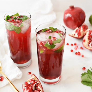 Holiday Pomegranate Mojito Mocktail | The Butter Half