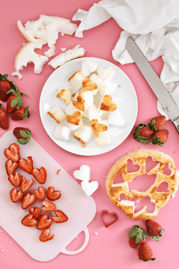 Valentine's Day Mini Berry Trifle | Valentine's Day desserts, Valentine's Day treats, easy trifle recipes, homemade dessert recipes, berry trifle recipe || The Butter Half via @thebutterhalf #berrytrifle #triflerecipe #valentinesday