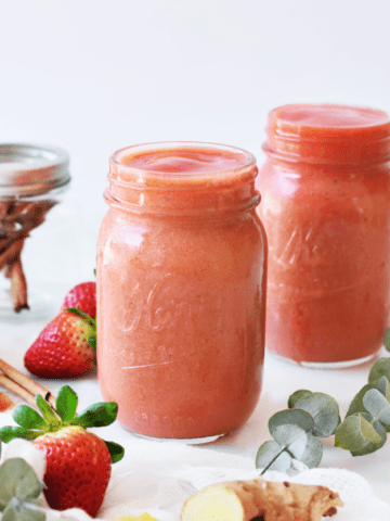 Metabolism-Boosting Strawberry Mango Smoothie | The Butter Half
