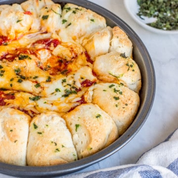 Cheesy Baked Pizza Dip Appetizer