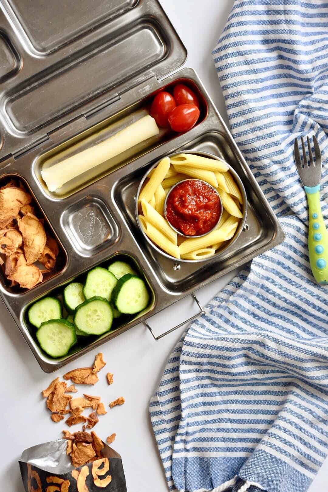 3 Healthy Kid Lunch Box Ideas | Take lunch making from hard to easy with these tips. Nutritious, healthy, and simple, these 3 Healthy Kid Lunch Box Ideas will solve all your lunch making problems! || The Butter Half #kidslunches #healthylunches #schoollunches #thebutterhalf